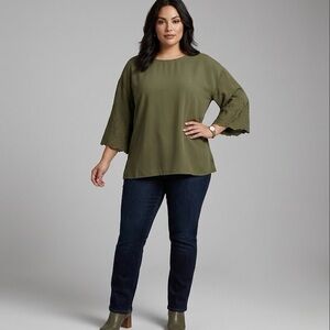 Bobeau Embroidered Statement Sleeve Boho-Chic Army Green Crepe Blouse Size 1X